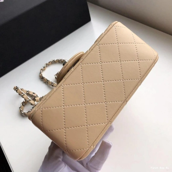 First Bag Ru BAG CHANEL FLAP 17CM 0806
